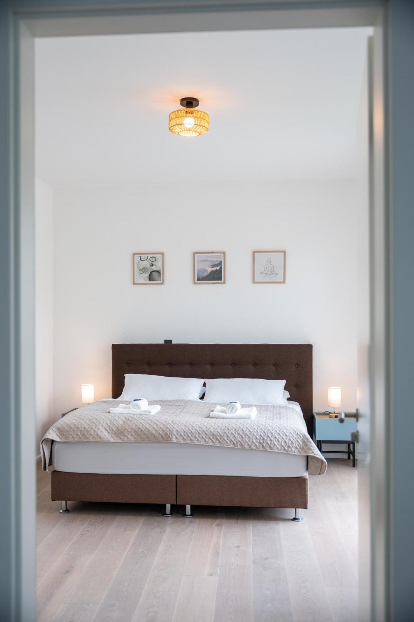 Zentral - Fuer 6 - 2X Frei Parken - Terrasse Apartment Gießen Екстериор снимка